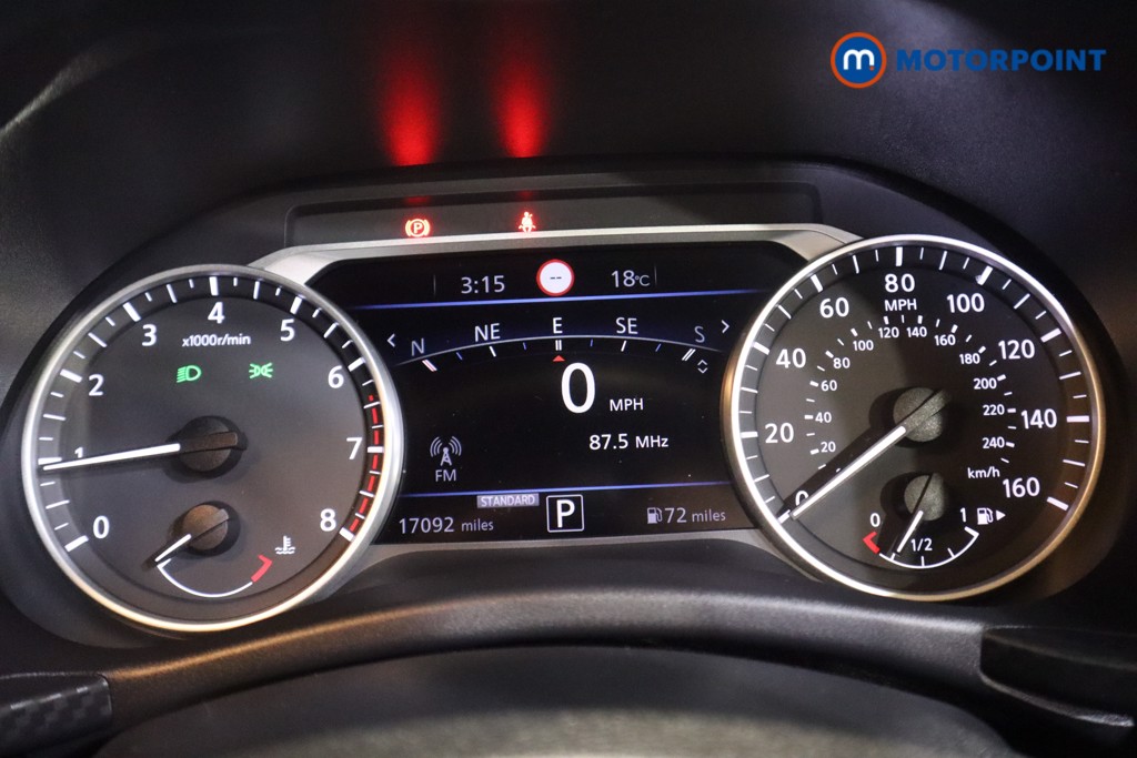 Nissan Juke N-Connecta Automatic Petrol SUV - Stock Number (1567436) - 4th supplementary image