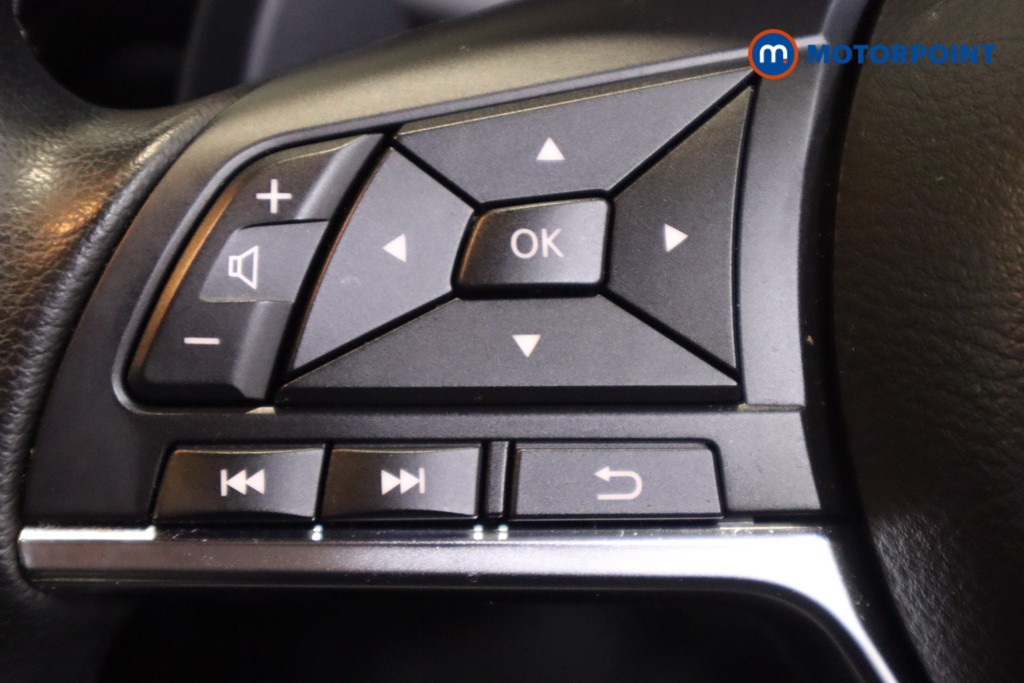 Nissan Juke N-Connecta Automatic Petrol SUV - Stock Number (1567436) - 16th supplementary image