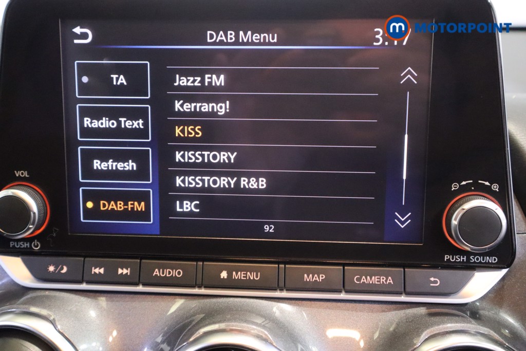 Nissan Juke N-Connecta Automatic Petrol SUV - Stock Number (1567436) - 19th supplementary image
