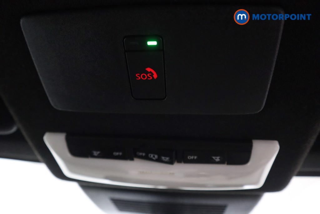 Nissan Juke N-Connecta Automatic Petrol SUV - Stock Number (1567436) - 23rd supplementary image