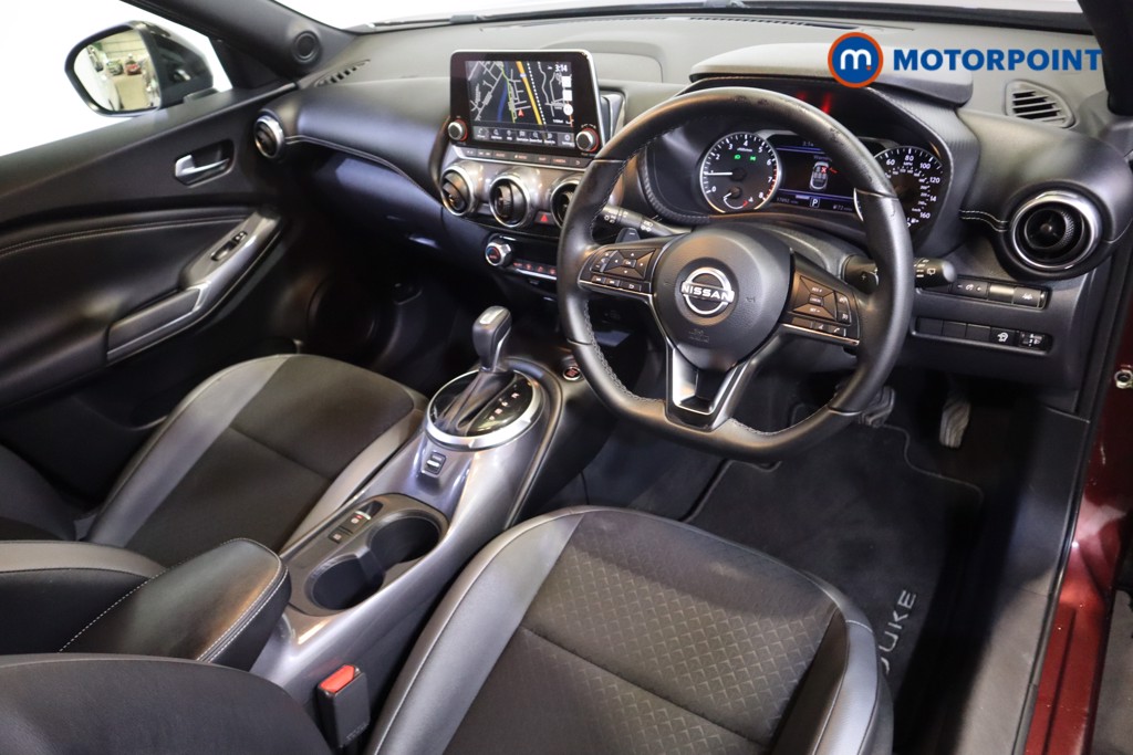 Nissan Juke N-Connecta Automatic Petrol SUV - Stock Number (1567436) - 1st supplementary image