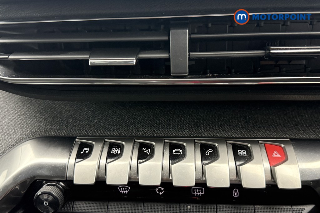 Peugeot 3008 Allure Premium Manual Diesel SUV - Stock Number (1567759) - 7th supplementary image