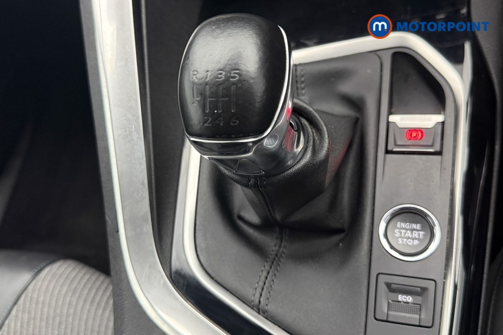 Peugeot 3008 Allure Premium Manual Diesel SUV - Stock Number (1567759) - 9th supplementary image