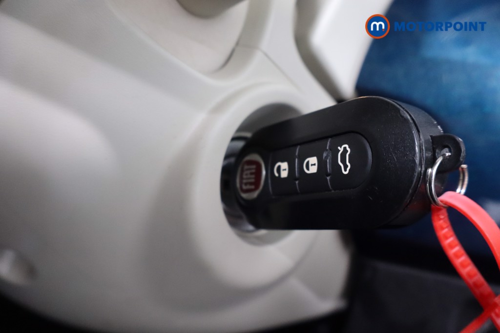 Fiat 500 1.0 Mild Hybrid 3Dr Manual Petrol-Electric Hybrid Hatchback - Stock Number (1568203) - 13th supplementary image