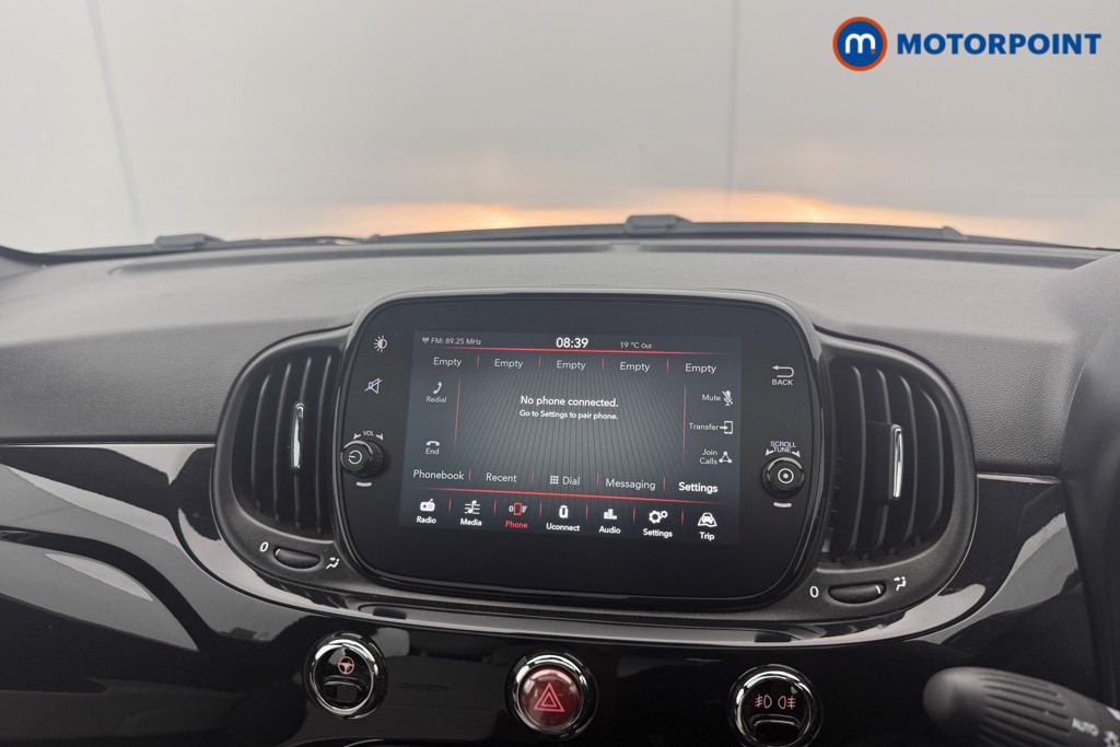 Fiat 500 Dolcevita Manual Petrol-Electric Hybrid Hatchback - Stock Number (1568216) - 9th supplementary image