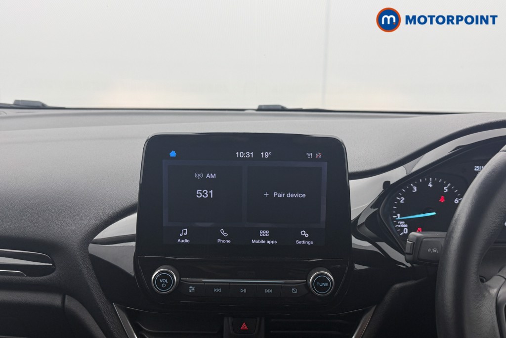 Ford Fiesta Zetec Manual Petrol Hatchback - Stock Number (1568302) - 2nd supplementary image