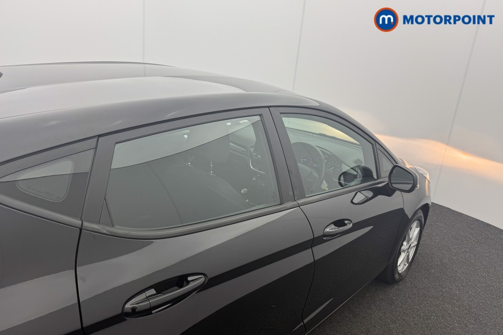 Ford Fiesta Zetec Manual Petrol Hatchback - Stock Number (1568302) - 23rd supplementary image