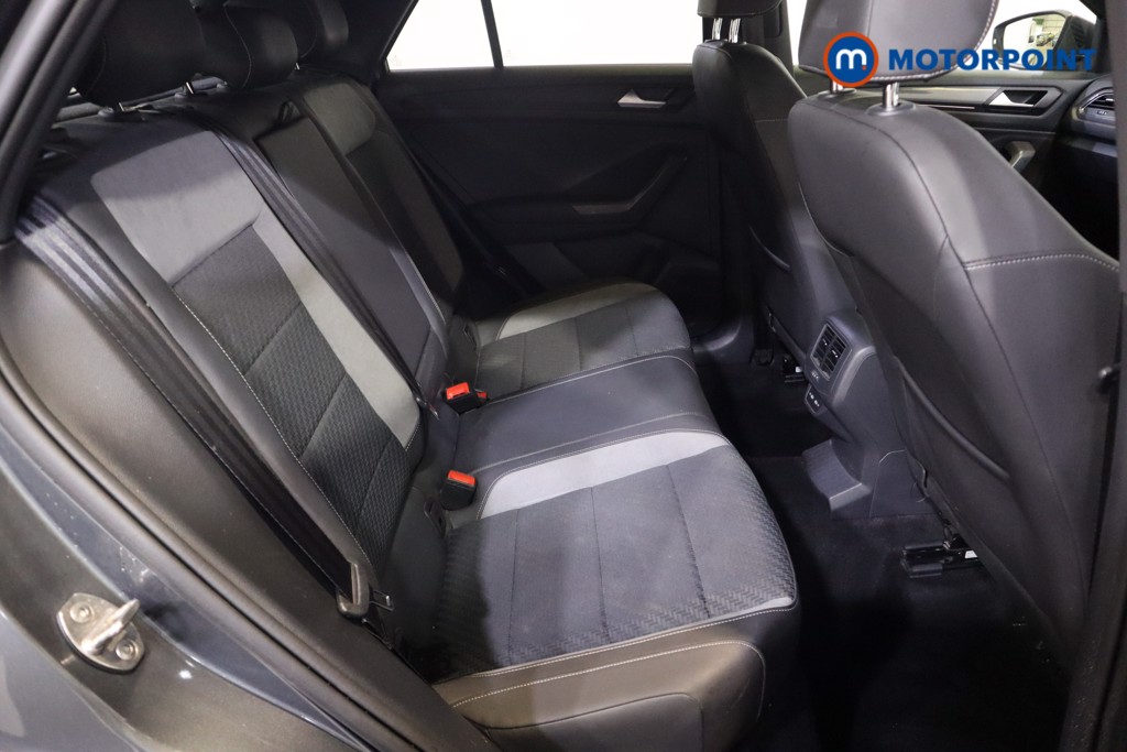 Volkswagen T-Roc R-Line Automatic Petrol SUV - Stock Number (1568398) - 7th supplementary image