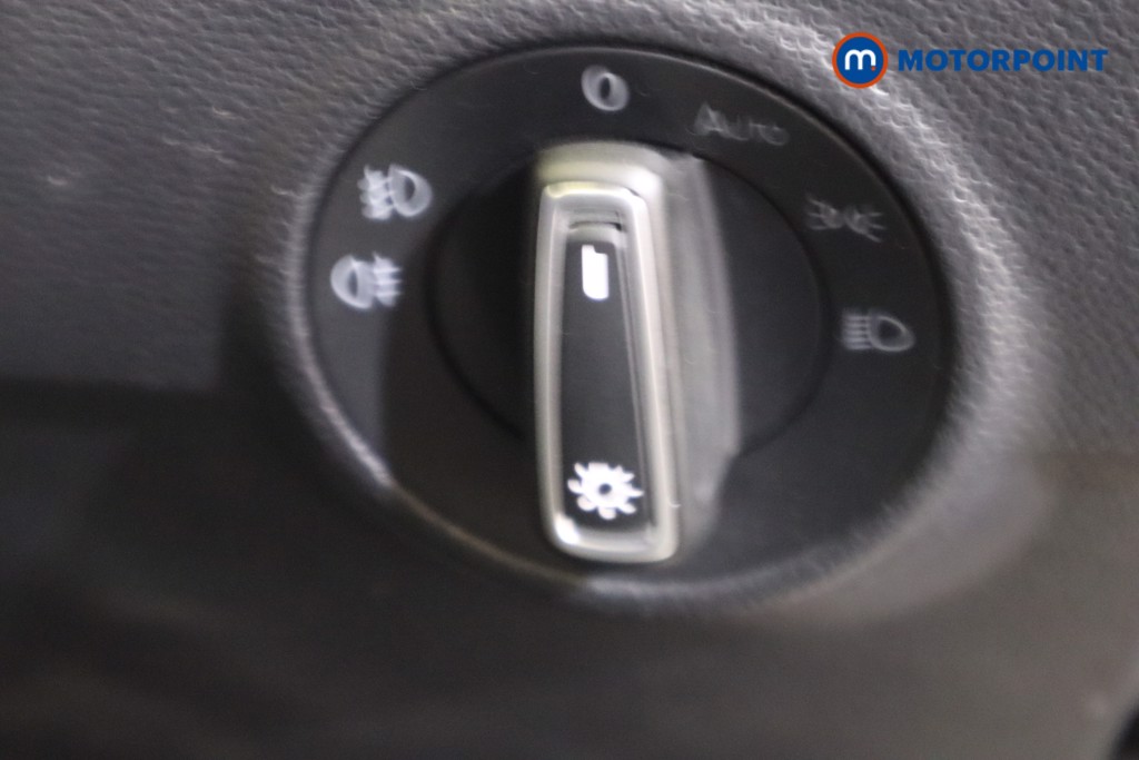 Volkswagen T-Roc R-Line Automatic Petrol SUV - Stock Number (1568398) - 16th supplementary image