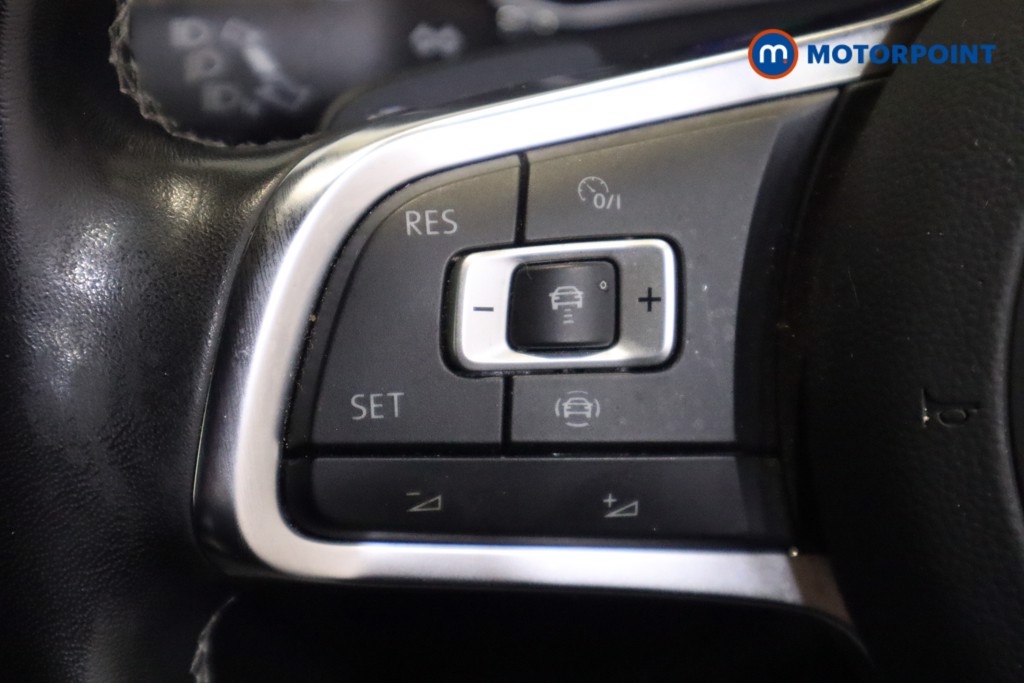 Volkswagen T-Roc R-Line Automatic Petrol SUV - Stock Number (1568398) - 17th supplementary image