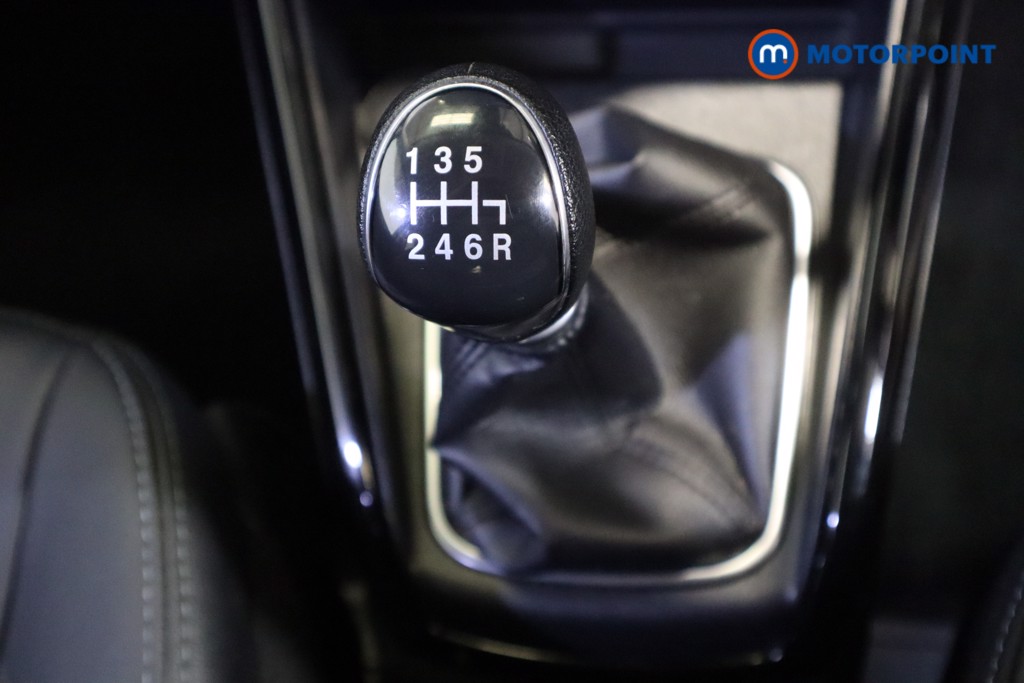Ford Ecosport Active Manual Petrol SUV - Stock Number (1568458) - 5th supplementary image