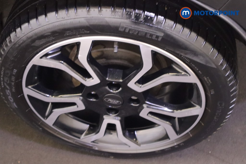 Ford Ecosport Active Manual Petrol SUV - Stock Number (1568458) - 9th supplementary image