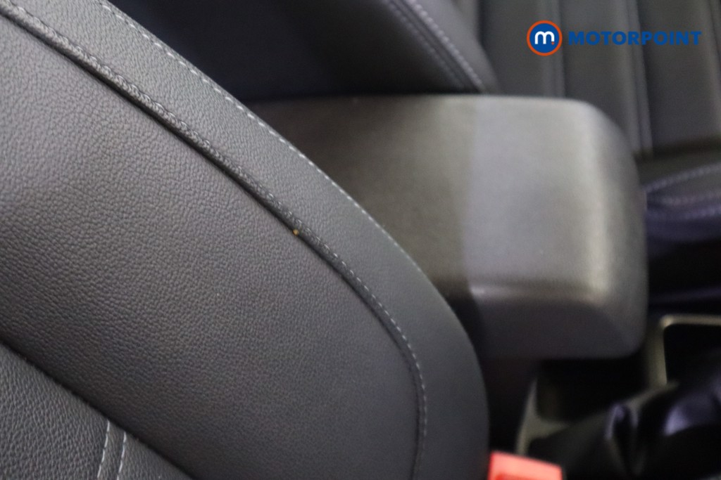 Ford Ecosport Active Manual Petrol SUV - Stock Number (1568458) - 24th supplementary image