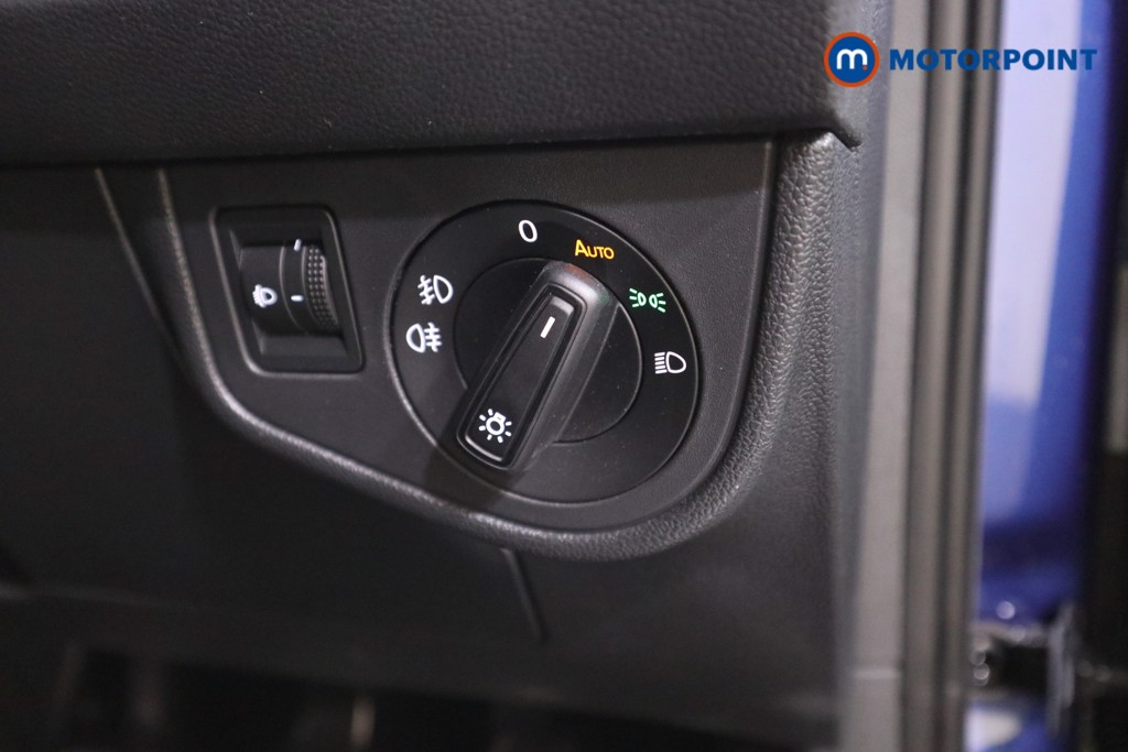 Volkswagen Polo R-Line Manual Petrol Hatchback - Stock Number (1568707) - 9th supplementary image