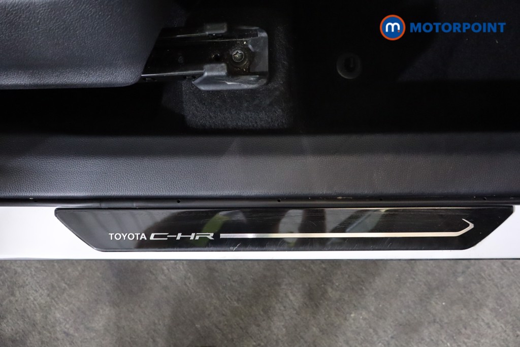 Toyota C-Hr Icon Automatic Petrol-Electric Hybrid SUV - Stock Number (1568708) - 16th supplementary image