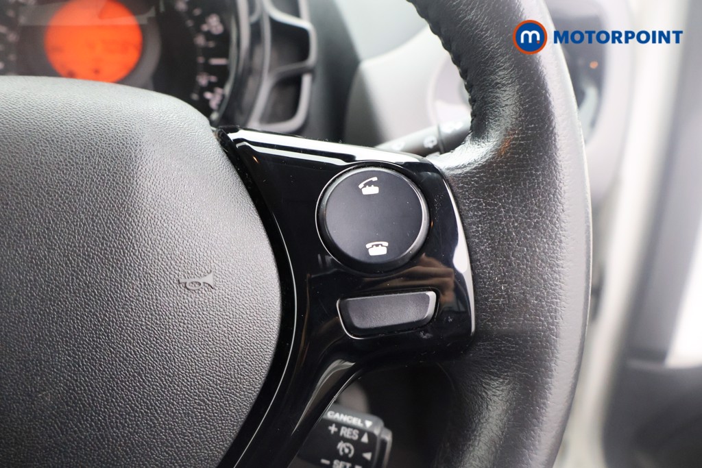 Peugeot 108 Allure Manual Petrol Hatchback - Stock Number (1568976) - 3rd supplementary image