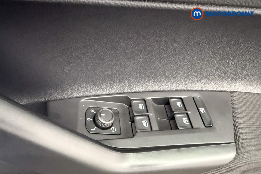 Volkswagen Polo Match Manual Petrol Hatchback - Stock Number (1569194) - 15th supplementary image