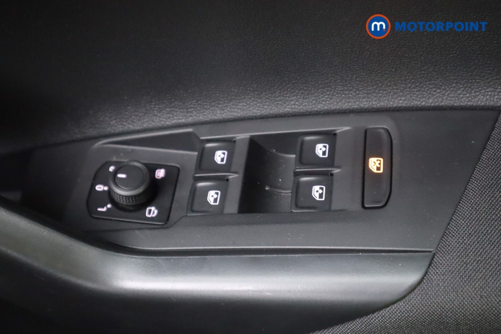 Volkswagen Polo Match Manual Petrol Hatchback - Stock Number (1569210) - 9th supplementary image