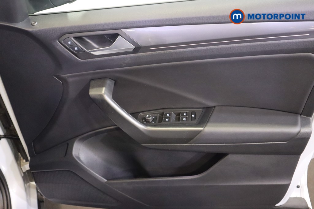 Volkswagen T-Roc R-Line Automatic Petrol SUV - Stock Number (1569243) - 13th supplementary image