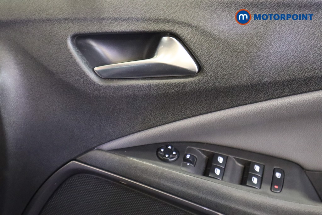 Vauxhall Crossland X Tech Line Nav Manual Petrol SUV - Stock Number (1569775) - 20th supplementary image