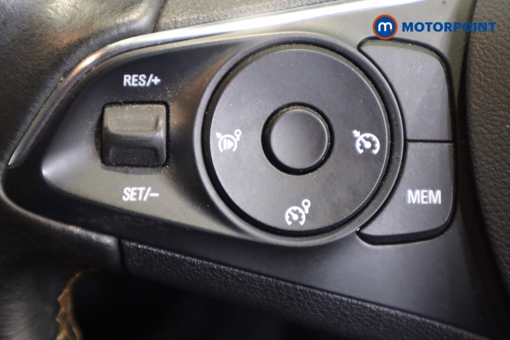 Vauxhall Crossland X Tech Line Nav Manual Petrol SUV - Stock Number (1569775) - 23rd supplementary image