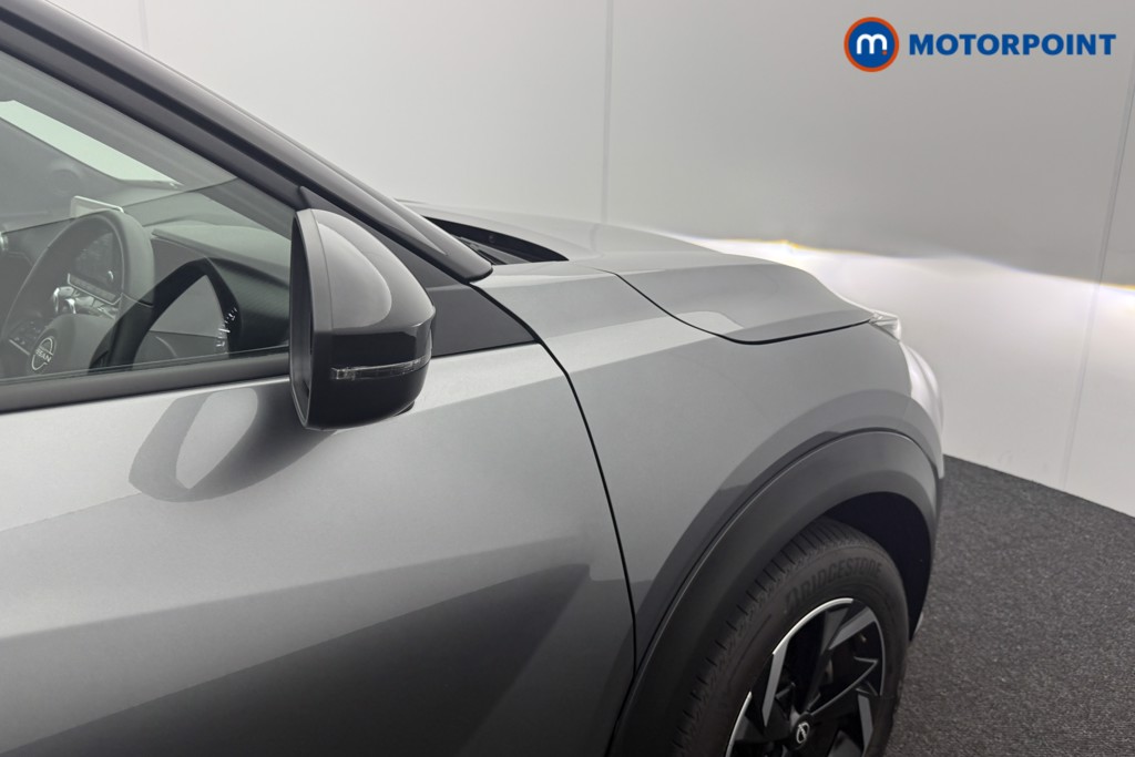 Nissan Juke N-Connecta Automatic Petrol SUV - Stock Number (1569816) - 13th supplementary image