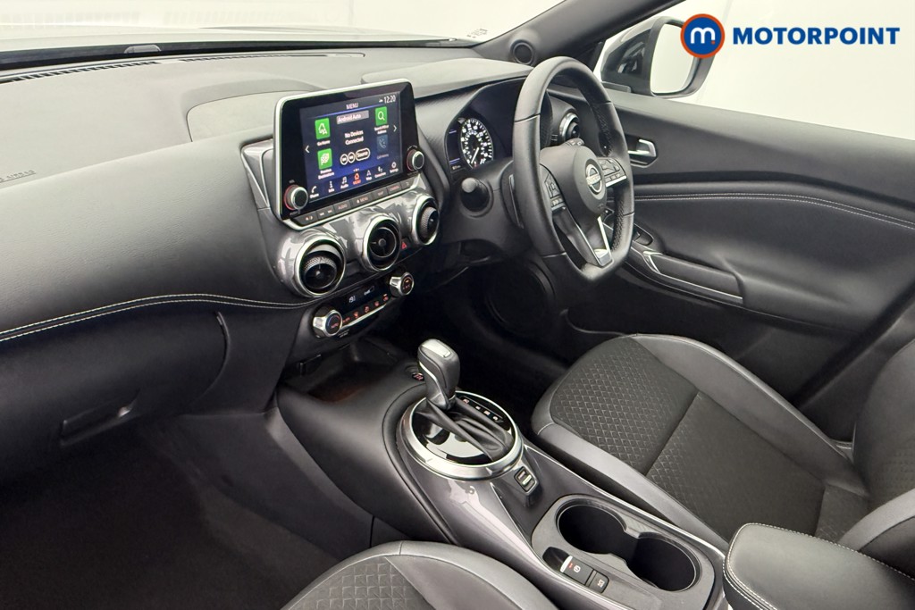 Nissan Juke N-Connecta Automatic Petrol SUV - Stock Number (1569816) - 17th supplementary image