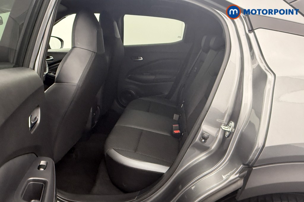 Nissan Juke N-Connecta Automatic Petrol SUV - Stock Number (1569816) - 19th supplementary image