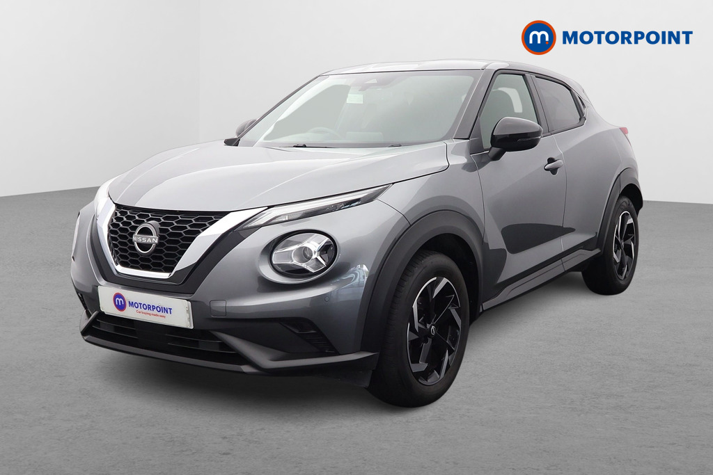 Nissan Juke N-Connecta Automatic Petrol SUV - Stock Number (1569816) - Passenger side front corner