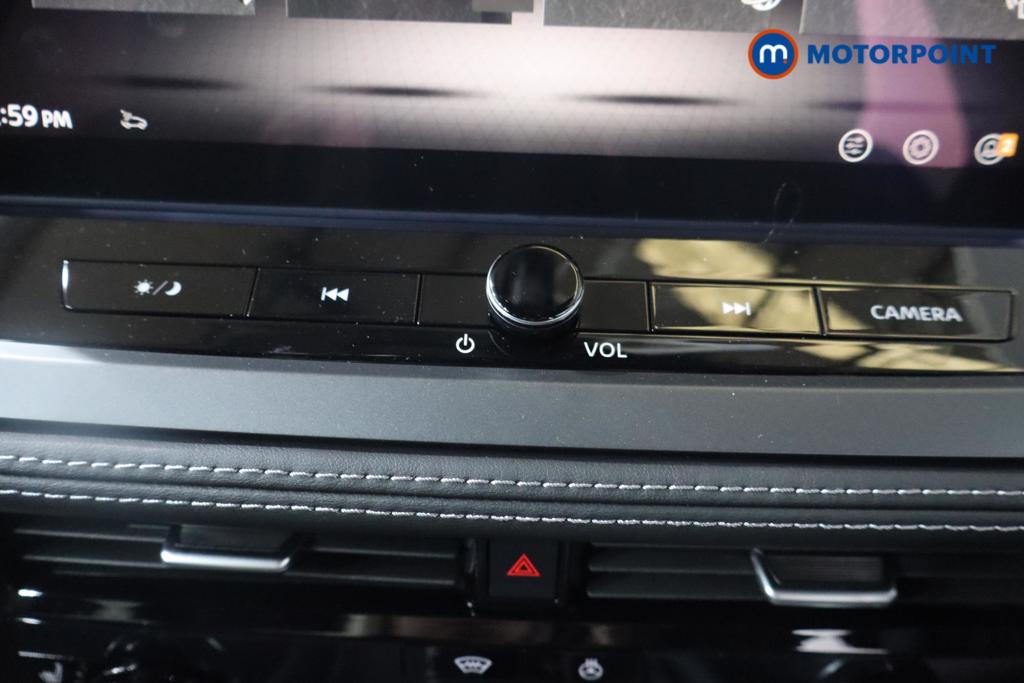 Nissan Qashqai Tekna Automatic Petrol SUV - Stock Number (1569877) - 5th supplementary image
