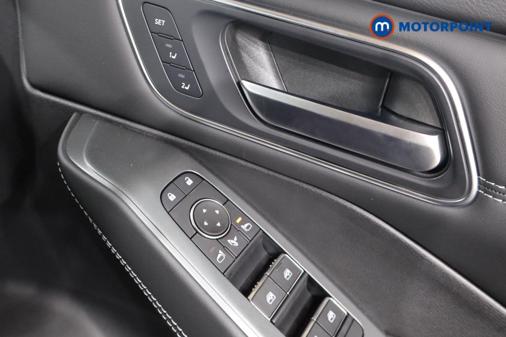 Nissan Qashqai Tekna Automatic Petrol SUV - Stock Number (1569877) - 18th supplementary image