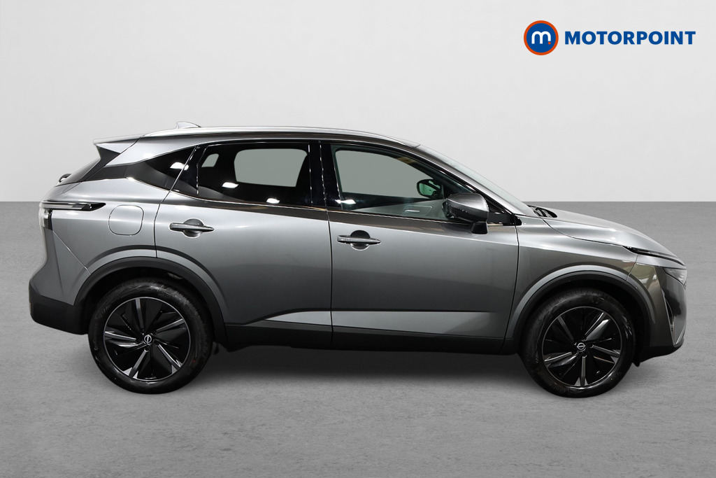 Nissan Qashqai Tekna Automatic Petrol SUV - Stock Number (1569877) - Drivers side