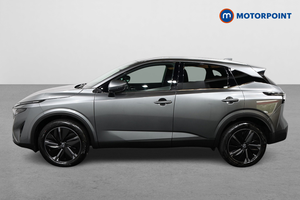 Nissan Qashqai Tekna Automatic Petrol SUV - Stock Number (1569877) - Passenger side