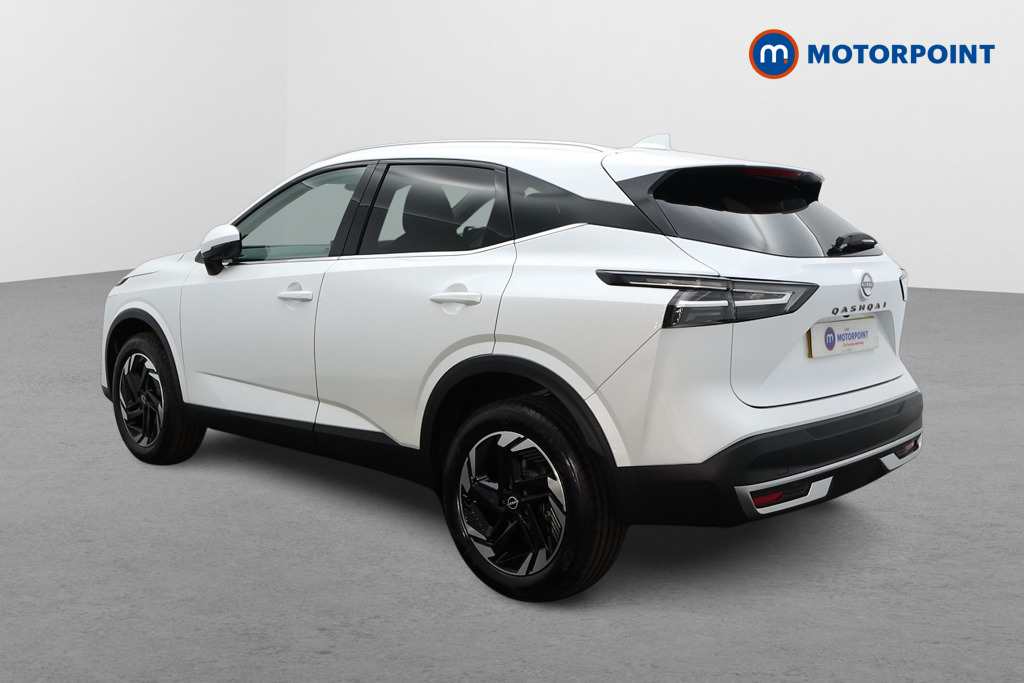 Nissan Qashqai N-Connecta Automatic Petrol SUV - Stock Number (1569888) - Passenger side rear corner