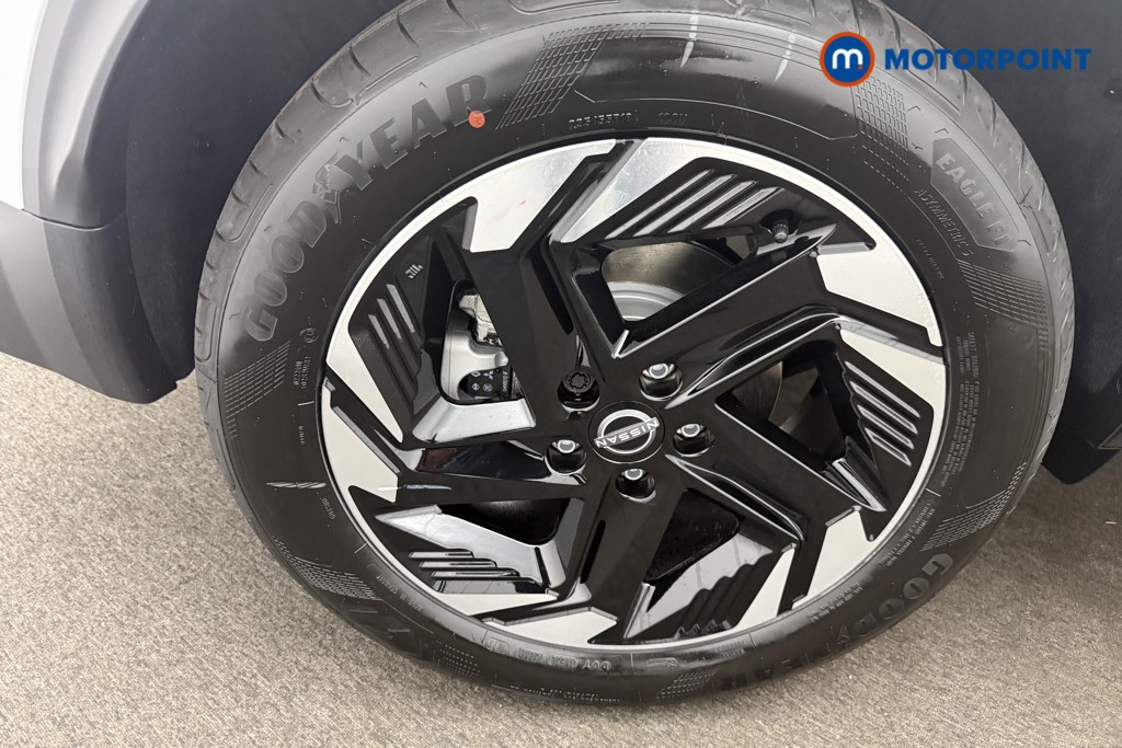 Nissan Qashqai N-Connecta Automatic Petrol SUV - Stock Number (1569891) - 19th supplementary image