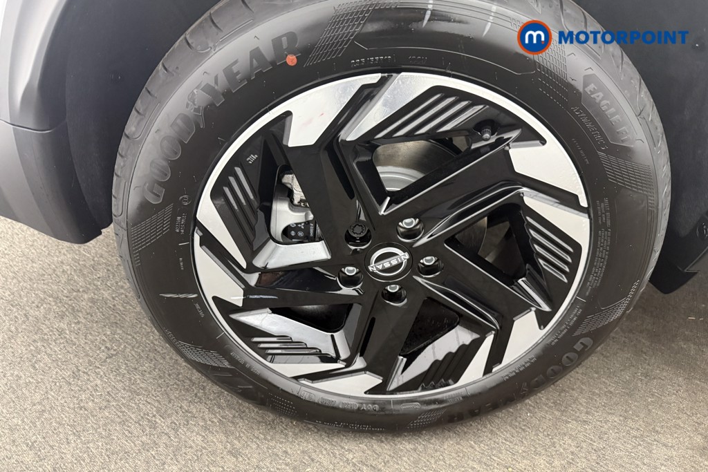 Nissan Qashqai N-Connecta Automatic Petrol SUV - Stock Number (1569891) - 20th supplementary image