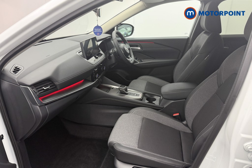 Nissan Qashqai N-Connecta Automatic Petrol SUV - Stock Number (1569891) - 1st supplementary image