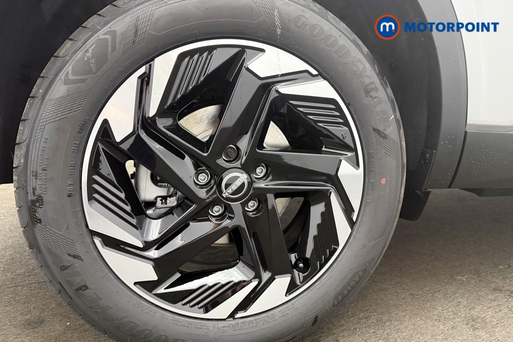 Nissan Qashqai N-Connecta Automatic Petrol SUV - Stock Number (1569896) - 10th supplementary image
