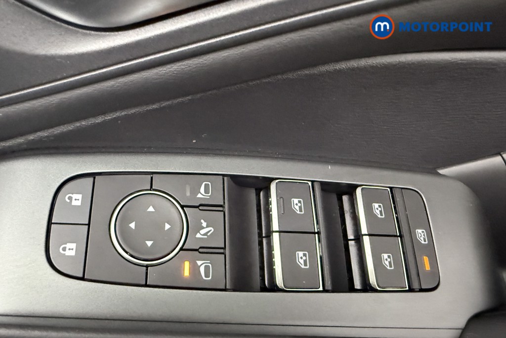 Nissan Qashqai N-Connecta Automatic Petrol SUV - Stock Number (1569896) - 19th supplementary image