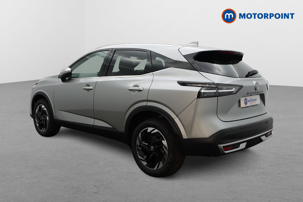 Nissan Qashqai N-Connecta Automatic Petrol SUV - Stock Number (1569896) - Passenger side rear corner