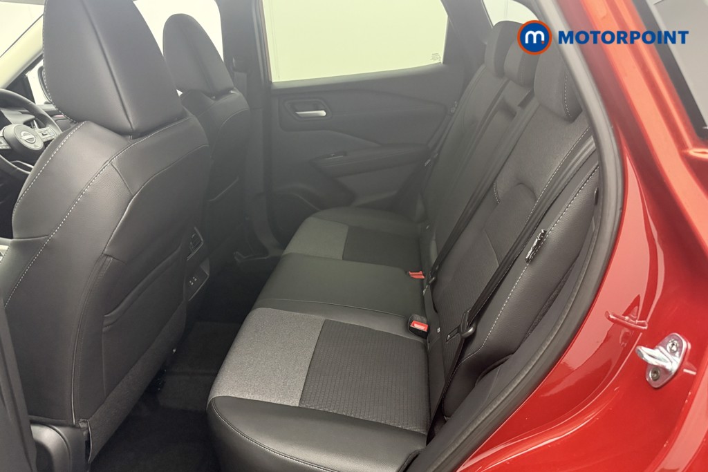 Nissan Qashqai N-Connecta Automatic Petrol SUV - Stock Number (1569898) - 2nd supplementary image