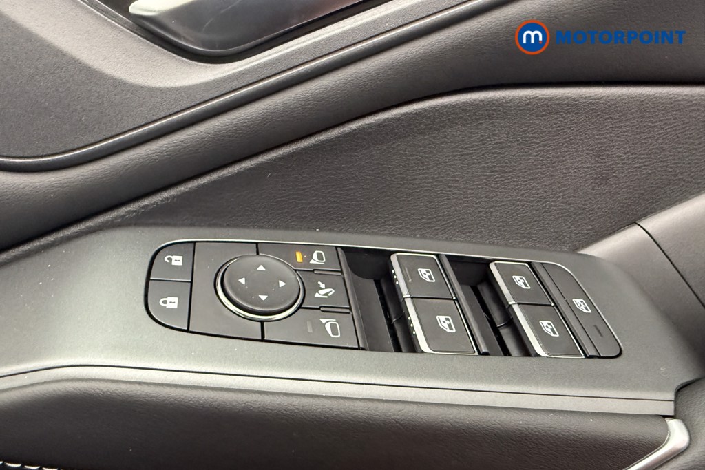 Nissan Qashqai N-Connecta Automatic Petrol SUV - Stock Number (1569898) - 16th supplementary image