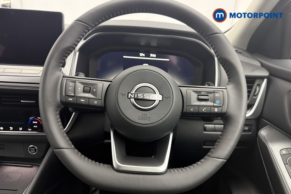 Nissan Qashqai N-Connecta Automatic Petrol SUV - Stock Number (1569901) - 5th supplementary image