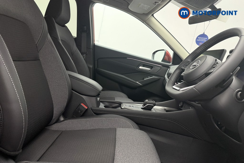 Nissan Qashqai N-Connecta Automatic Petrol SUV - Stock Number (1569901) - 8th supplementary image