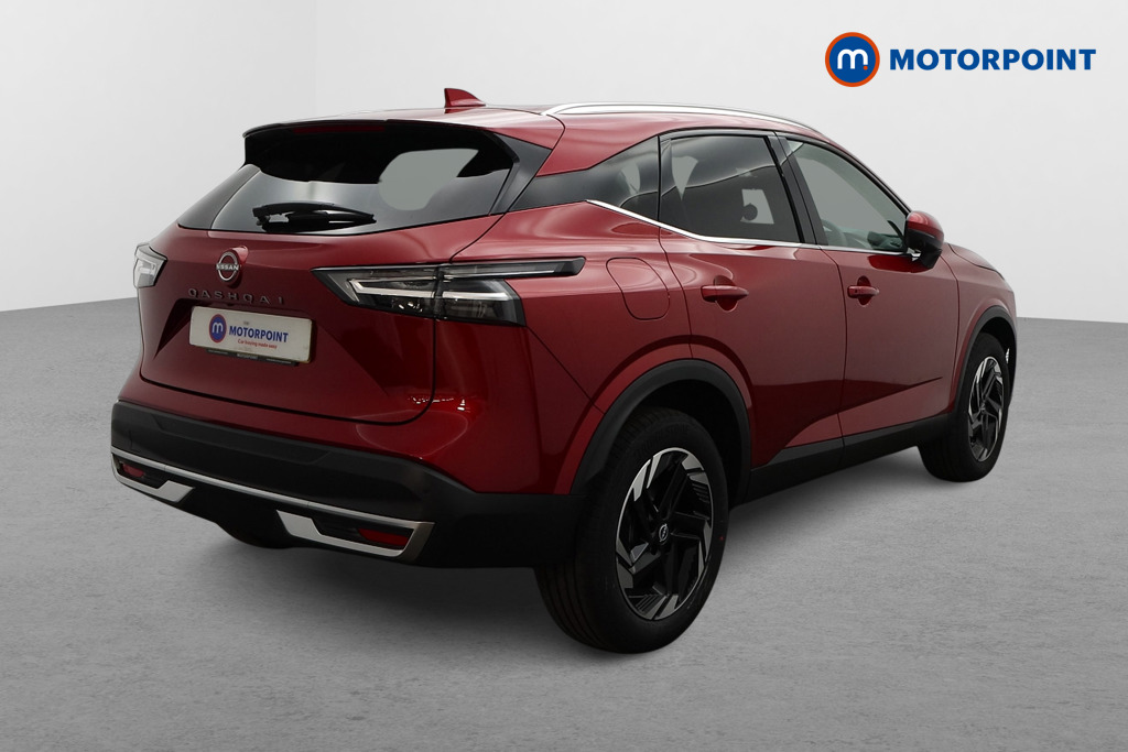 Nissan Qashqai N-Connecta Automatic Petrol SUV - Stock Number (1569901) - Drivers side rear corner