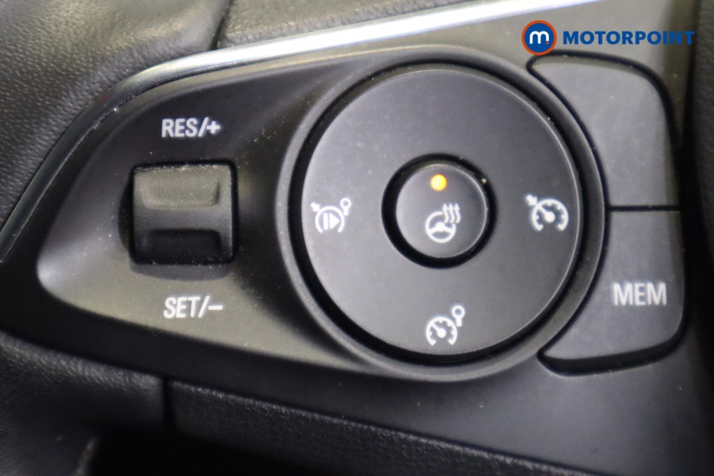 Vauxhall Crossland Ultimate Manual Diesel SUV - Stock Number (1569931) - 17th supplementary image