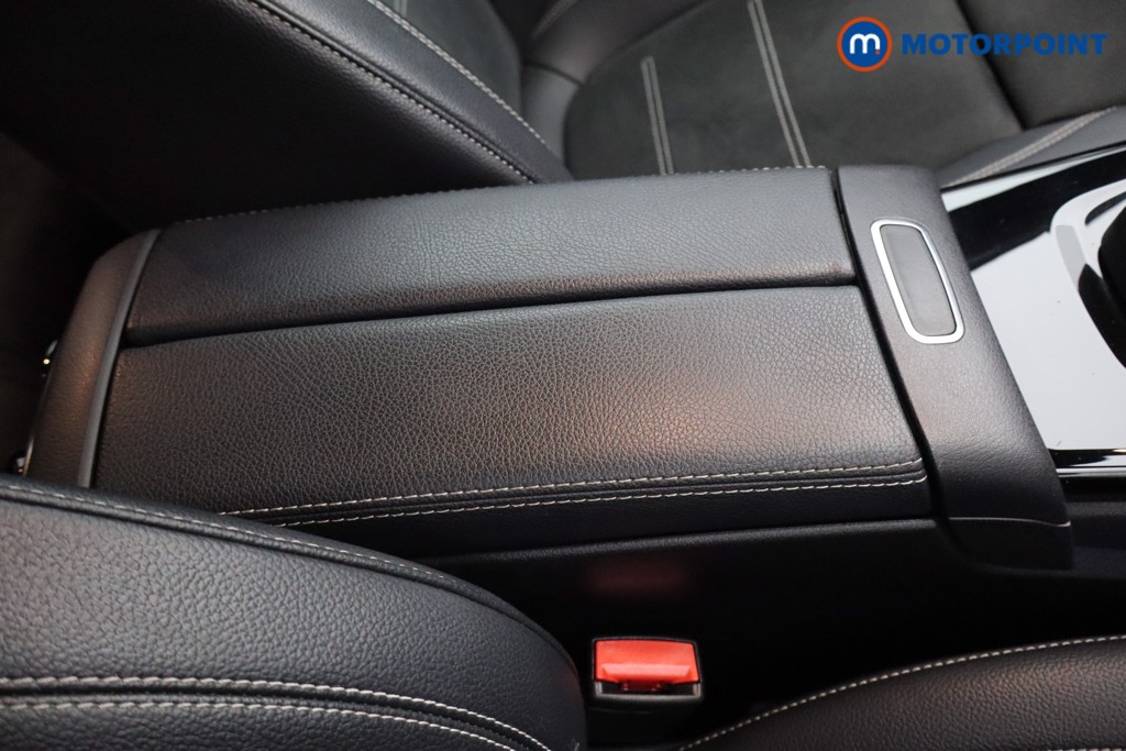 Mercedes-Benz A Class Exclusive Edition Automatic Diesel Hatchback - Stock Number (1569960) - 7th supplementary image