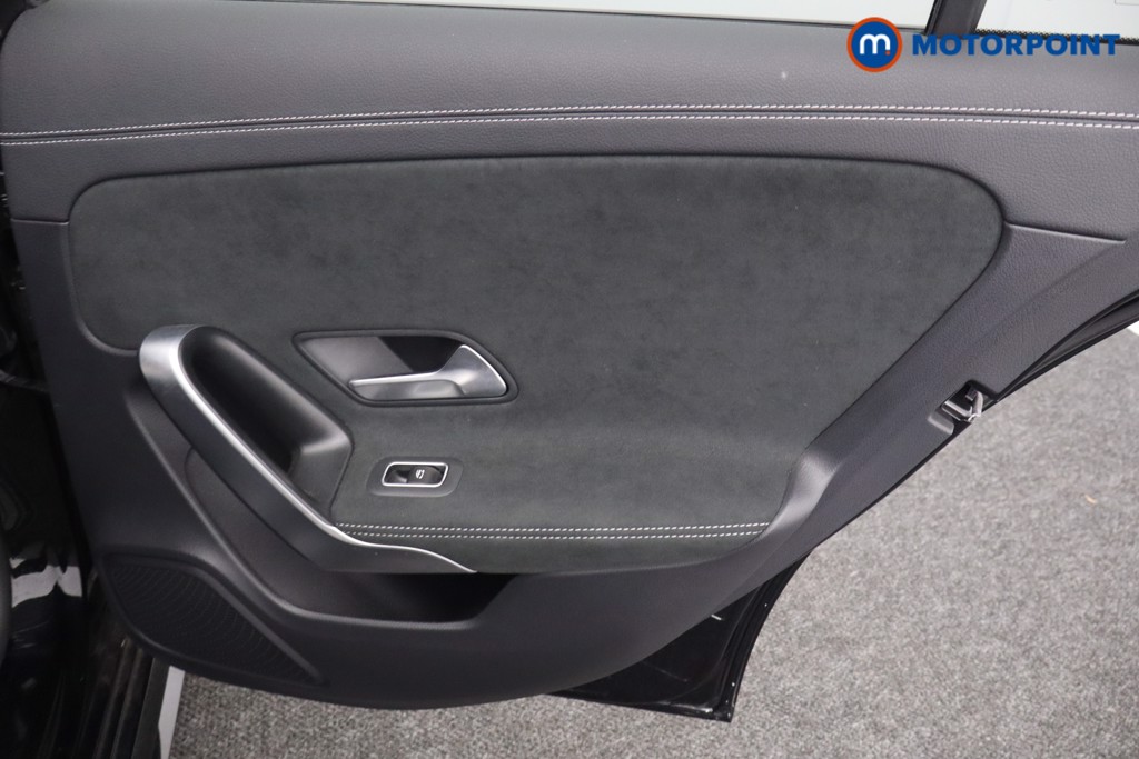 Mercedes-Benz A Class Exclusive Edition Automatic Diesel Hatchback - Stock Number (1569960) - 22nd supplementary image