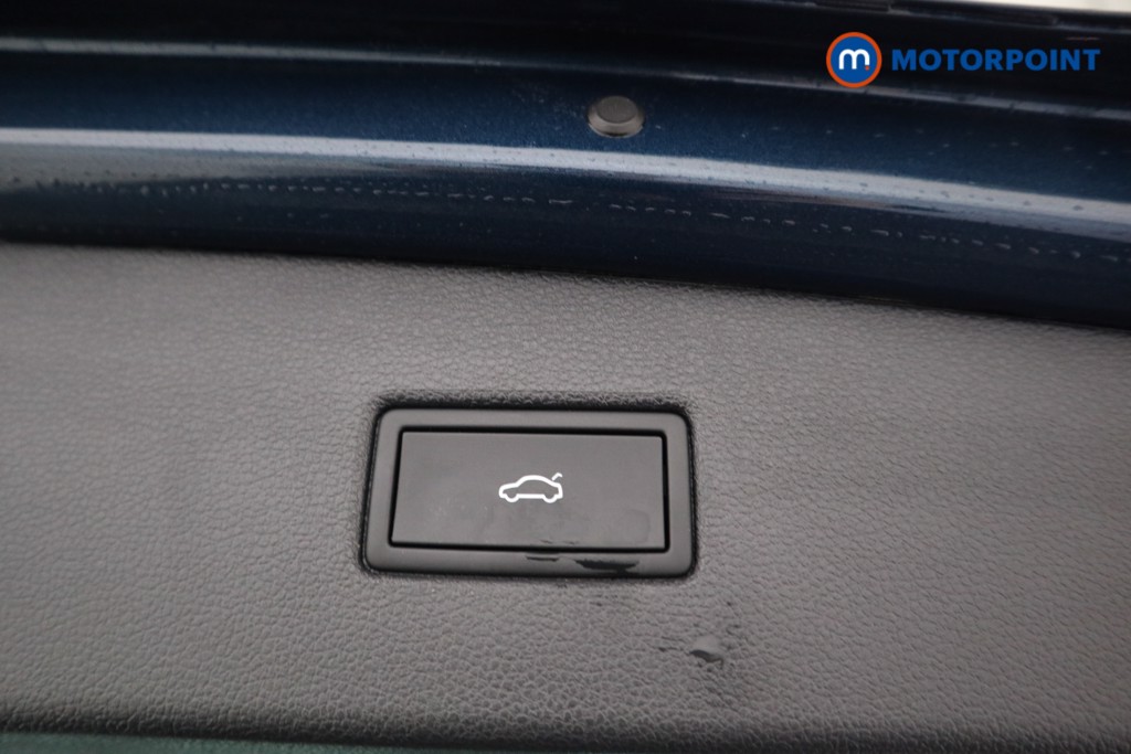 Volkswagen Tiguan Elegance Automatic Diesel SUV - Stock Number (1569999) - 15th supplementary image