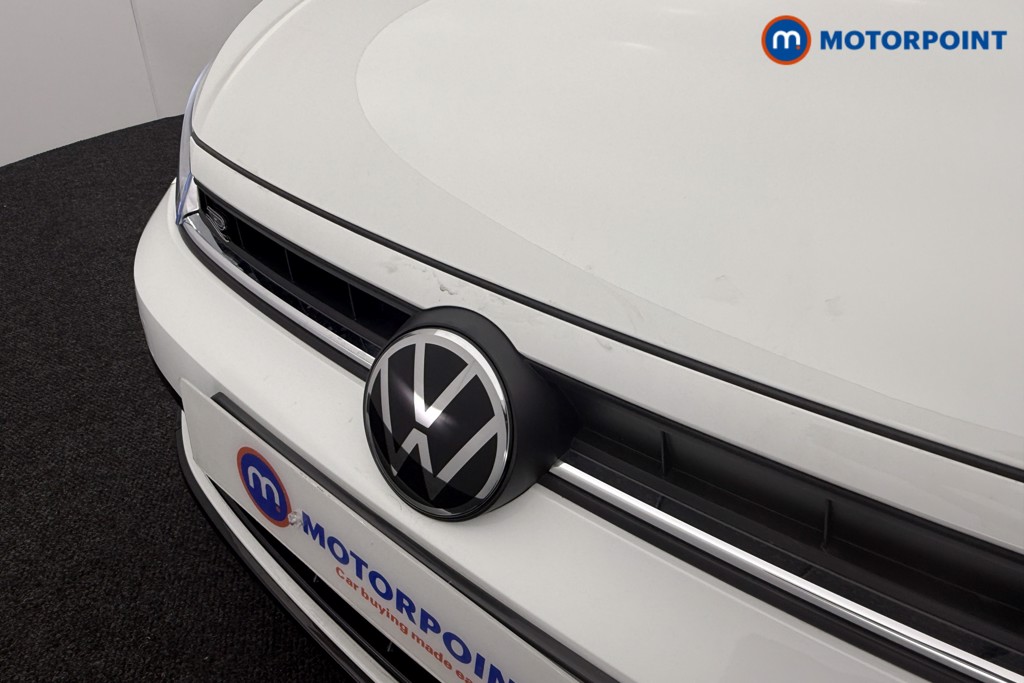 Volkswagen Polo R-Line Manual Petrol Hatchback - Stock Number (1570100) - 16th supplementary image